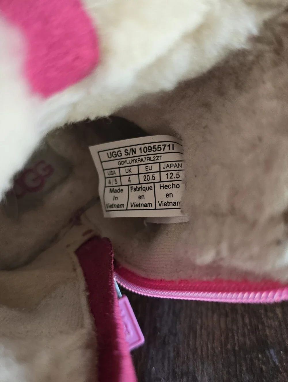 UGG Ramona Toddler 4/5 Girl Bootie Boots Shoes Hot Pink Winter Sheepskin